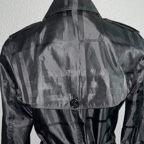 BURBERRY BRIT Classic Black on Black Plaid Trench Coat EUC - Like New size 8P - Picture 8 of 15